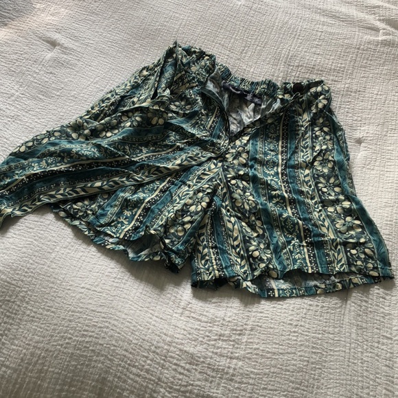 Vintage Solutions 80’s Green Print Blouse and Skort Matching Set - Picture 3 of 16